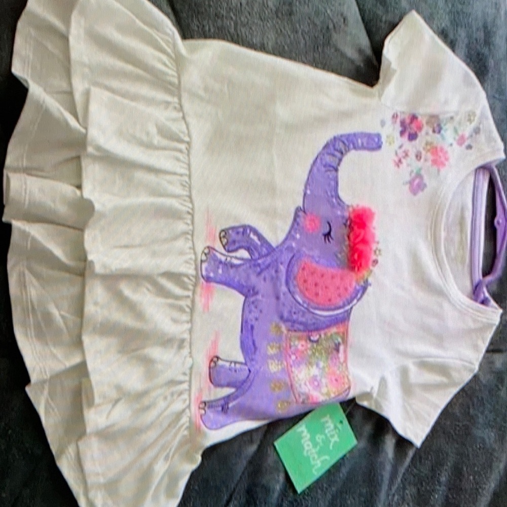 Minimalist elephant design sleeve cute shirt